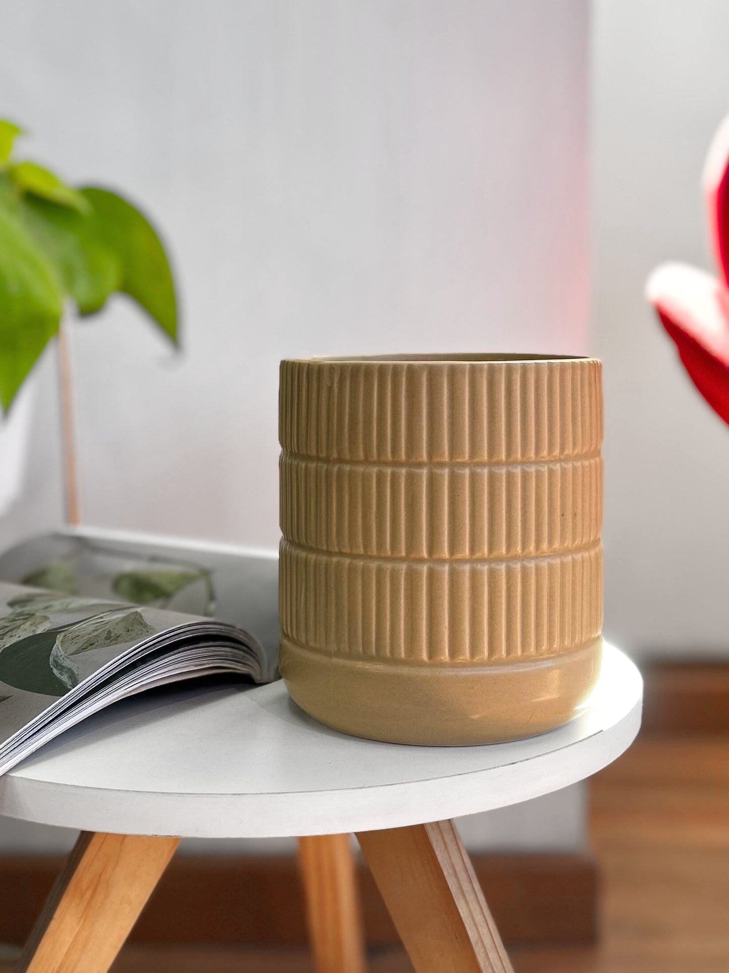 Contenedor de cerámica mostaza 12x14 cm