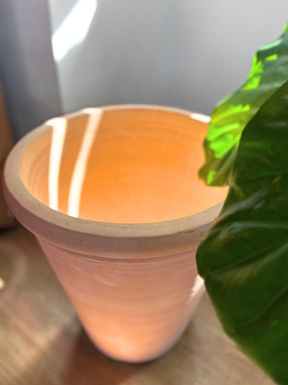 Macetero terracota V tamaño L 44x40 cms