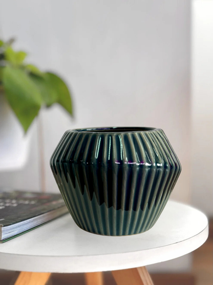 Macetero cerámica asimétrico azul  21x15 cm