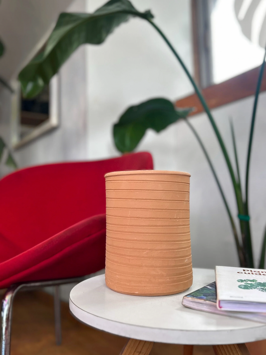 Macetero de greda natural 18X19 cm